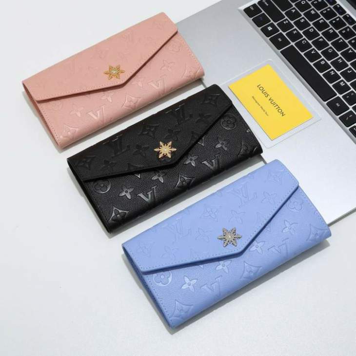Picture of Louis Vuitton Wallets _SKUfw227105817fw